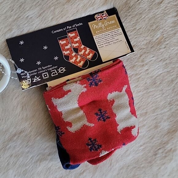 MILLY GREEN BRITISH DESIGN MUG AND SOCKS "SANTA PAWS" GRAY SCHNAUZER - NEW! - Picture 5 of 10